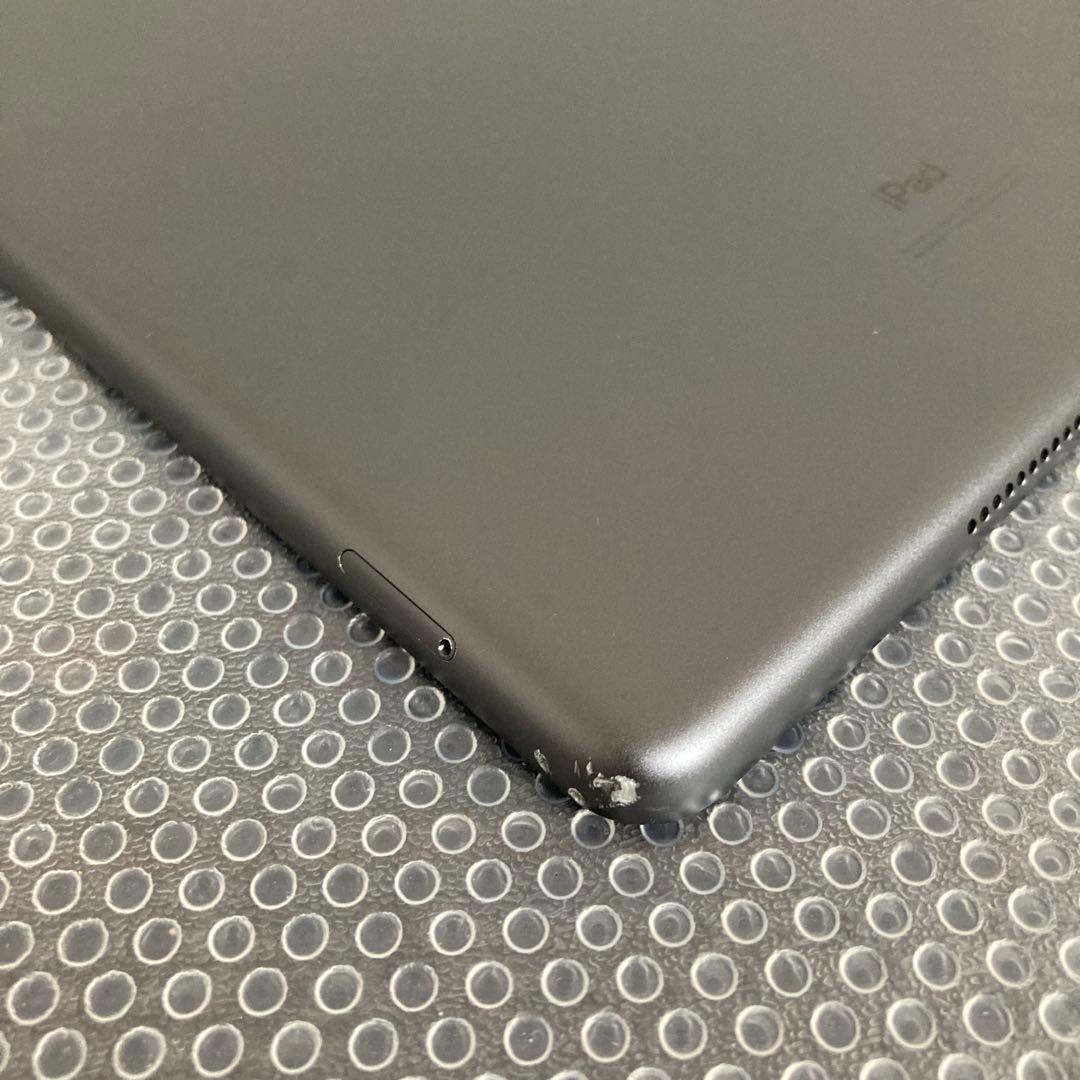 3733【早い者勝ち】電池良好☆iPad8 第8世代 32GB SIMフリー☆