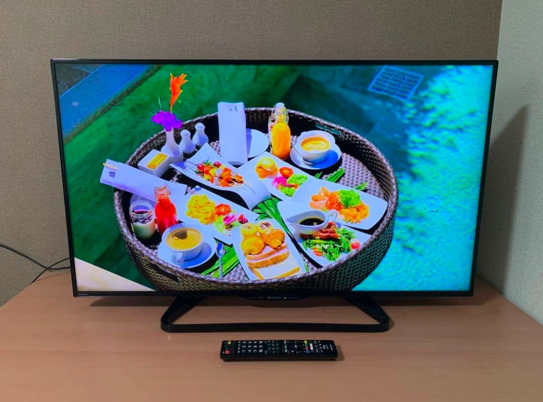 スマートテレビ 　SHARP 32型 ⭕️動画アプリ/地上波BSCS