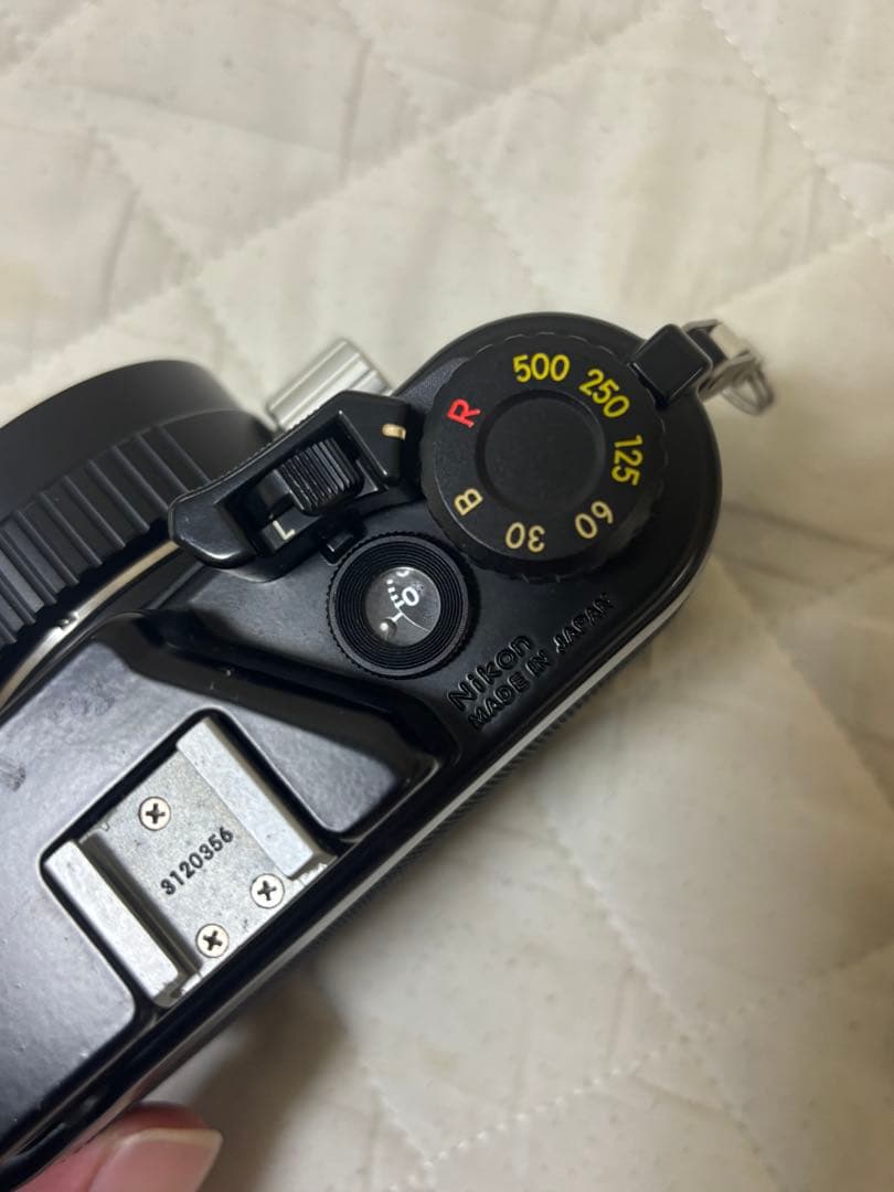 L*a様 Nikon、Canon 、Konica III 、NIKONOS-II