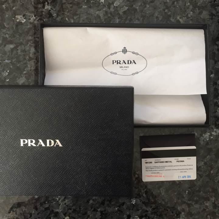 【ゆっち】PRADA(プラダ)チェーンウォレット