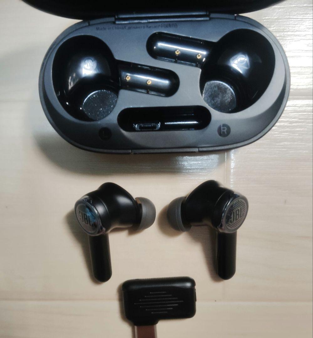 JBL Quantum TWS ワイヤレスイヤホン ブラック