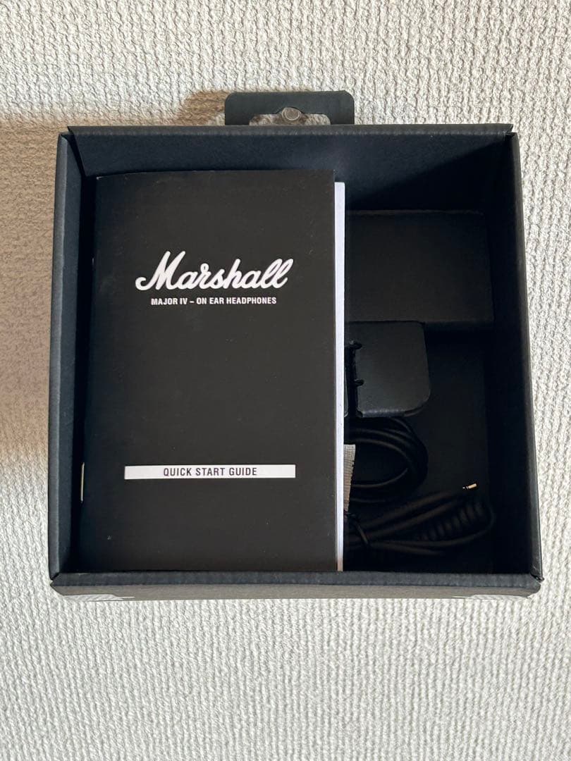 マーシャル　ヘッドホン　ブラウン