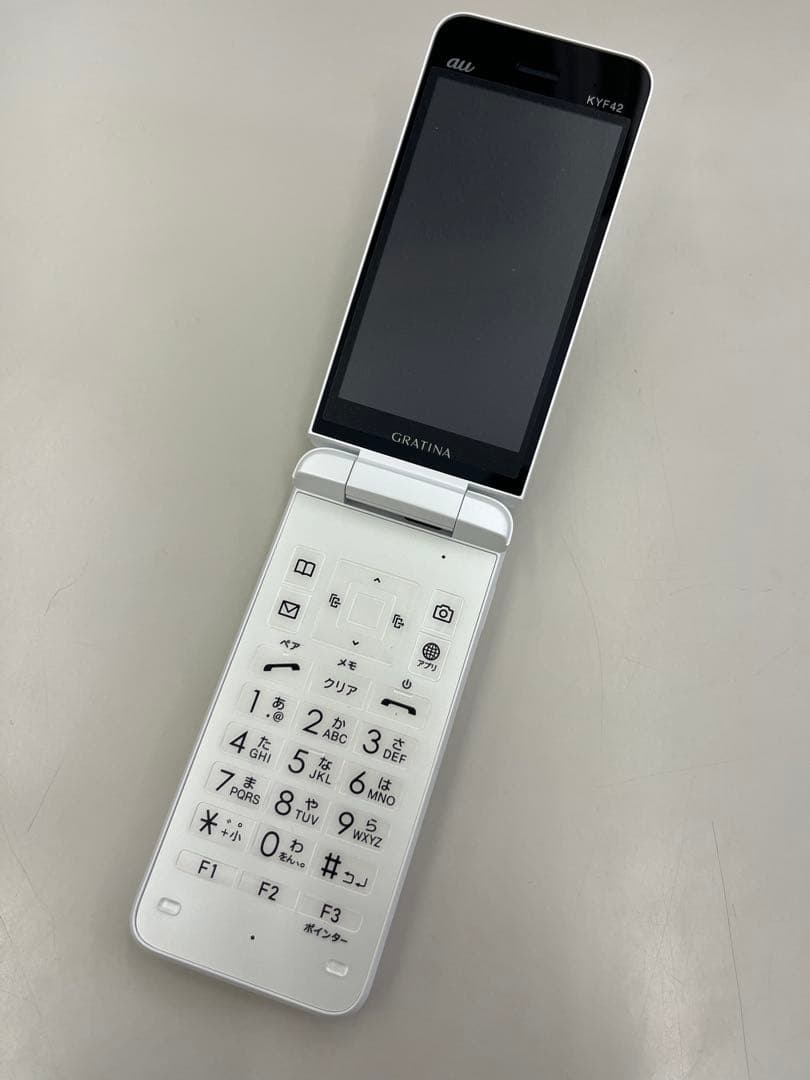 ⭐︎ほぼ未使用⭐︎au GRATINA KYF42 ホワイト【Simロック解除済】