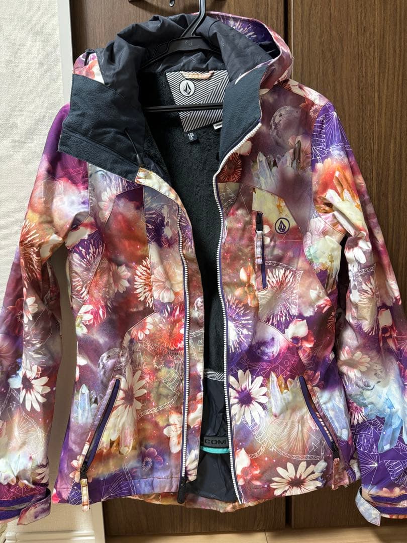 VOLCOM スノーウェアセット売り