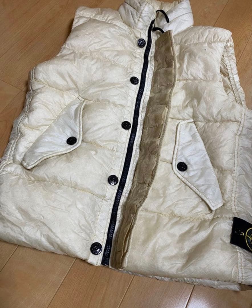 STONE  ストーンアイランド ダウンベスト