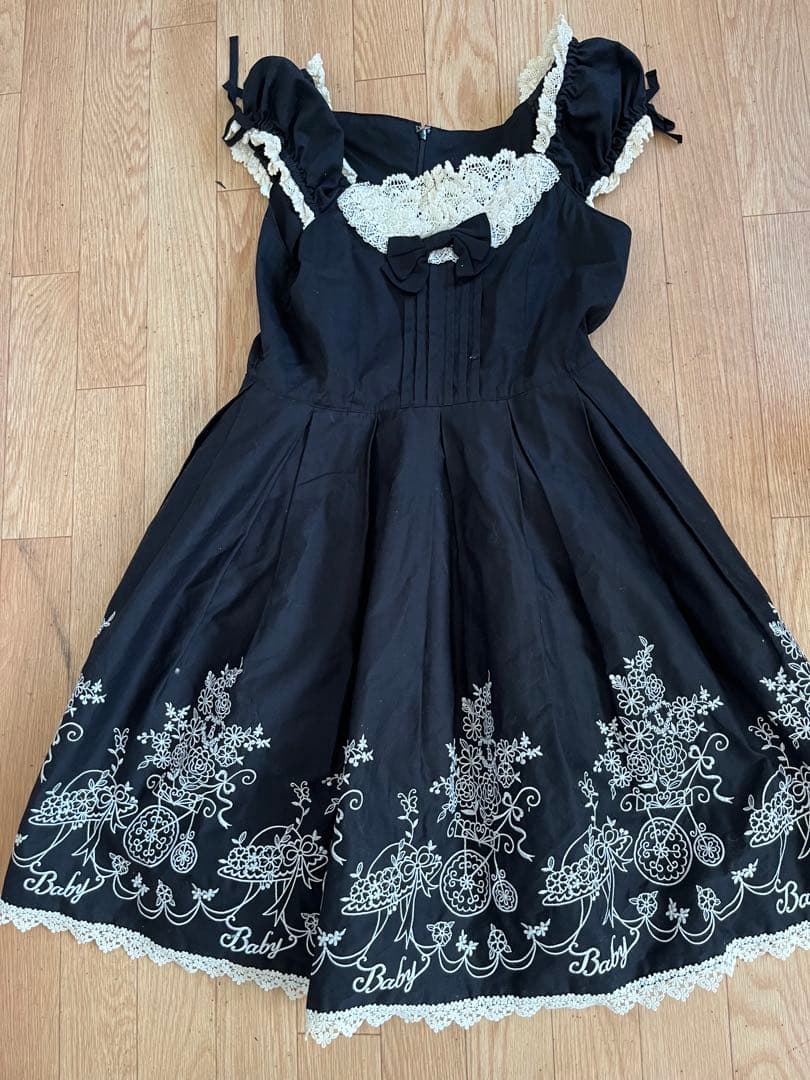 baby the stars shine blight 花刺繍ジャンパースカート