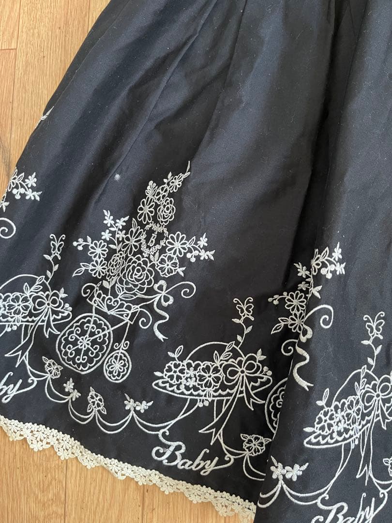 baby the stars shine blight 花刺繍ジャンパースカート