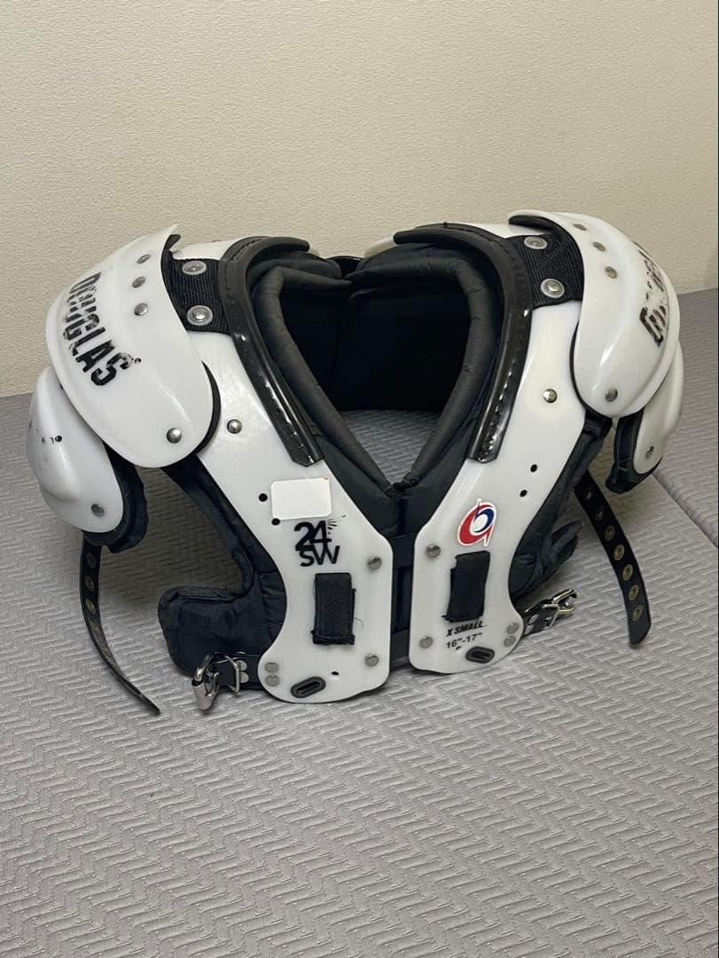 Douglas 24SW ショルダーパッド XS