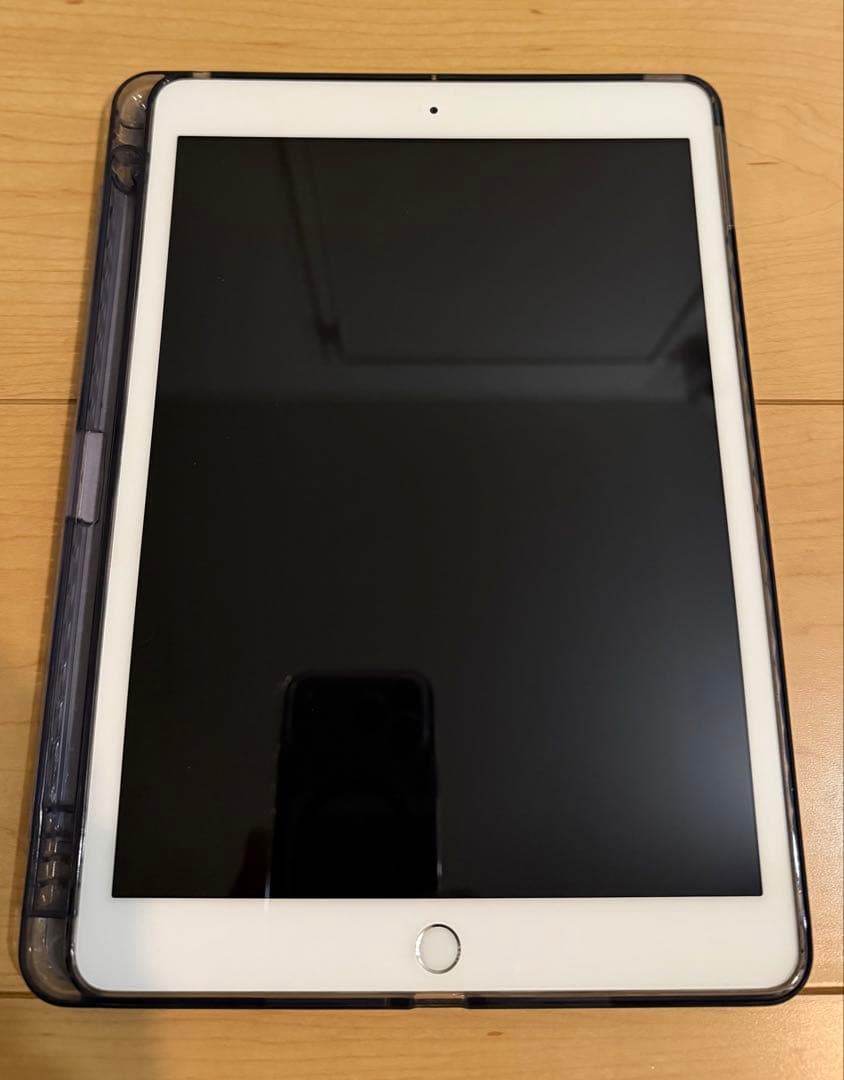 パ*ラ様 iPad 第7世代　32G 10.2インチ wifi