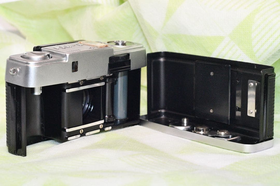 《動作品》OLYMPUS PEN-D a369