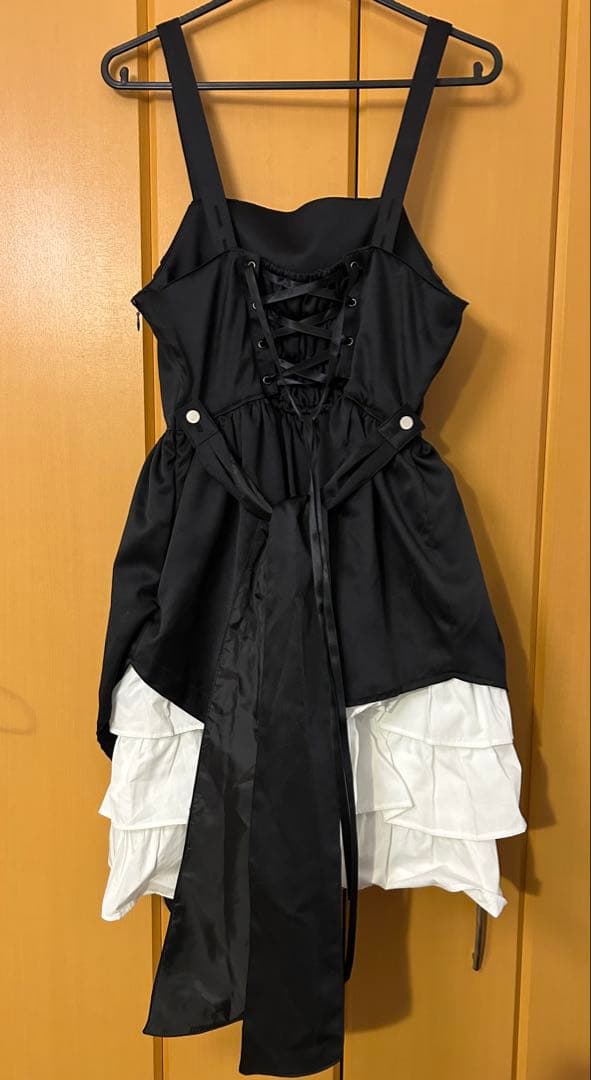 アリパイ 蜘蛛の巣おばけプリントジャンパースカート 黒