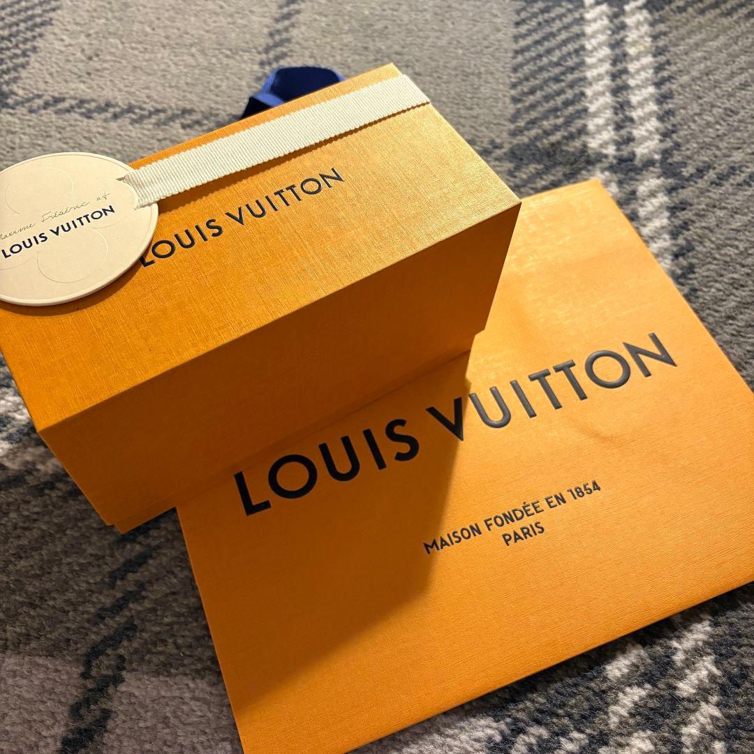 ルイヴィトンチョコ限定バレンタインチョコレートツリーたけのこの里