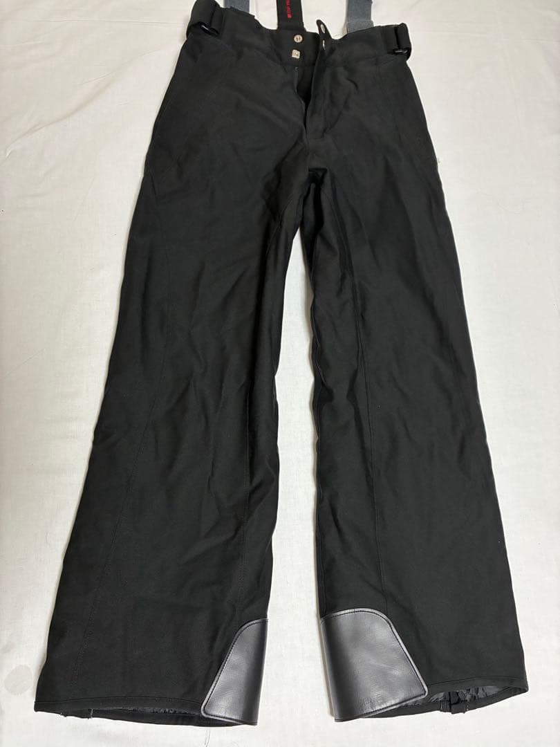 美品 デサント タフタ高機能スキーパンツ7号152〜158cm 58〜69cm