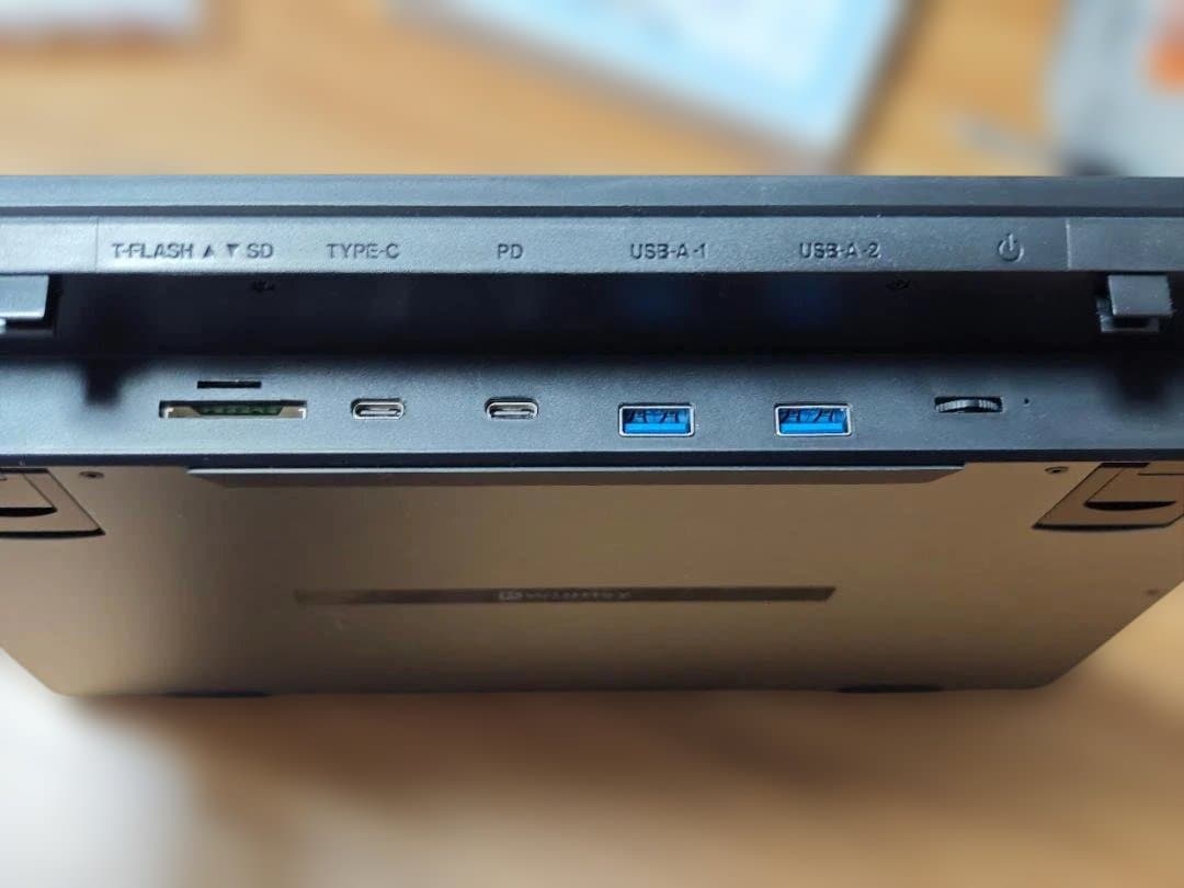 Kwumsy K3 モニター付きキーボード