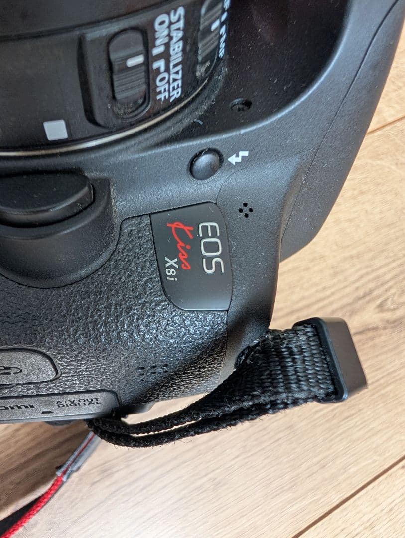 Canon デジタル一眼レフカメラEOSkiss x8i