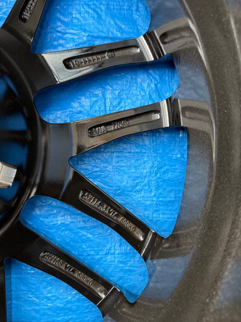 #マーボ　18インチ8J 多スポークホイール ボルト付き 1,2/4本