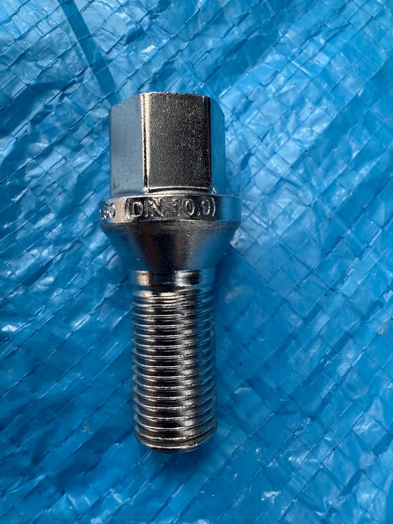 #マーボ　18インチ8J 多スポークホイール ボルト付き 1,2/4本