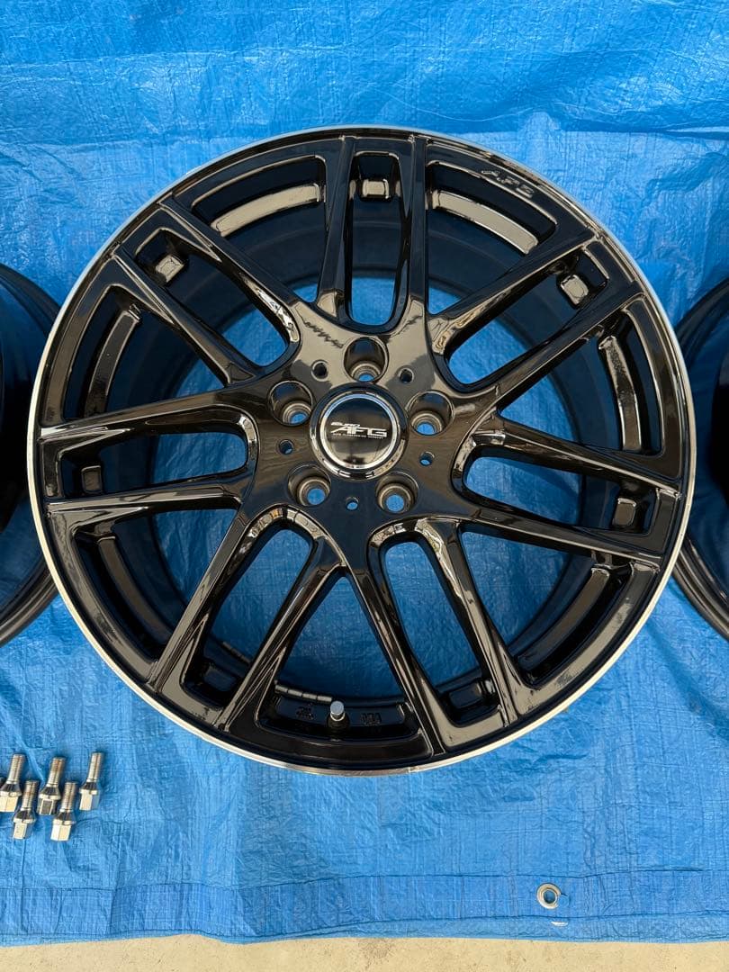 #マーボ　18インチ8J 多スポークホイール ボルト付き 1,2/4本