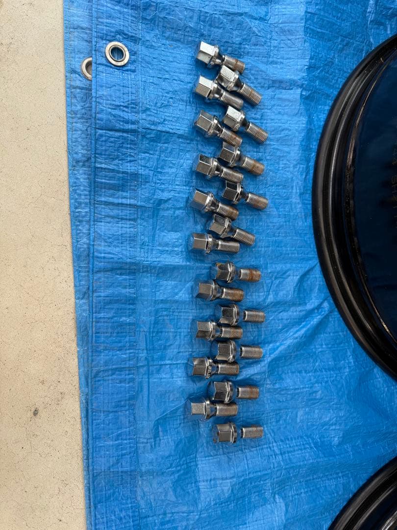 #マーボ　18インチ8J 多スポークホイール ボルト付き 1,2/4本