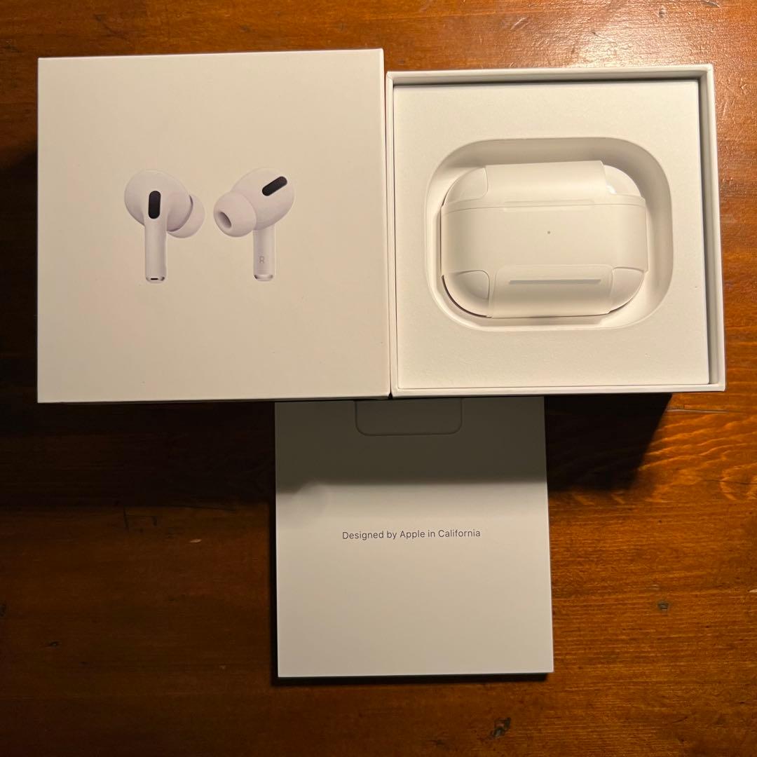 AirPods Pro 本体 + Nomadケース