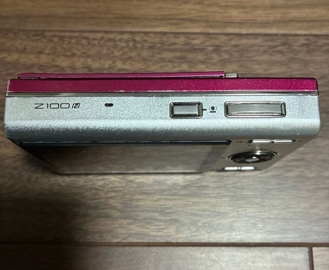 デジタルカメラ FUJIFILM FINEPIX z100fd