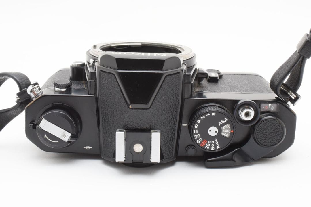美品 NIKON FM ブラック フィルムカメラ　モルト新品交換済　M196