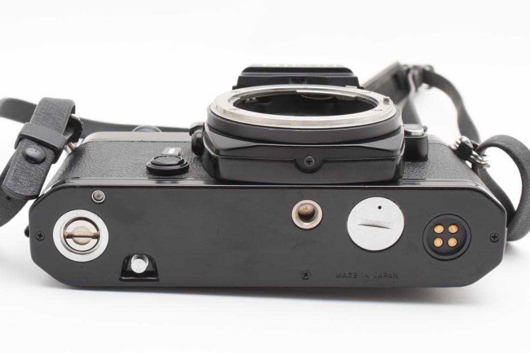 美品 NIKON FM ブラック フィルムカメラ　モルト新品交換済　M196