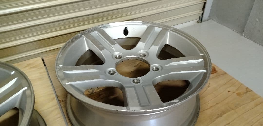 ジムニー　純正アルミホイール　①フロント