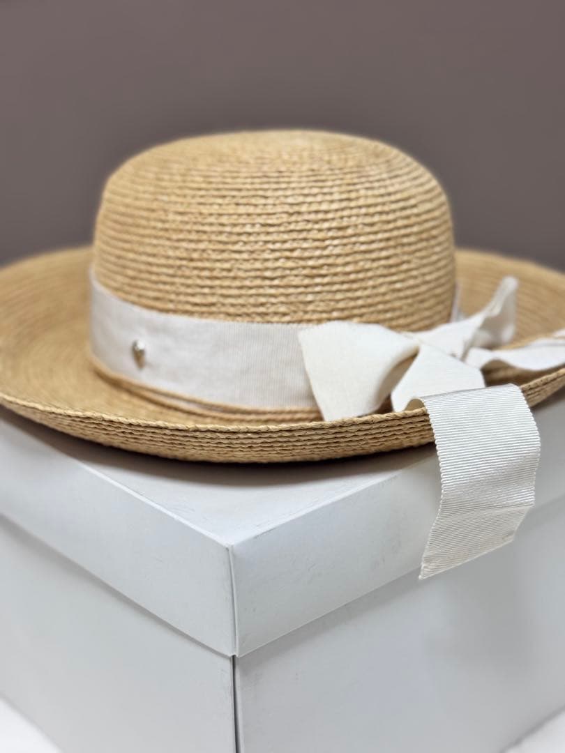 ヘレンカミンスキー　ニューポート