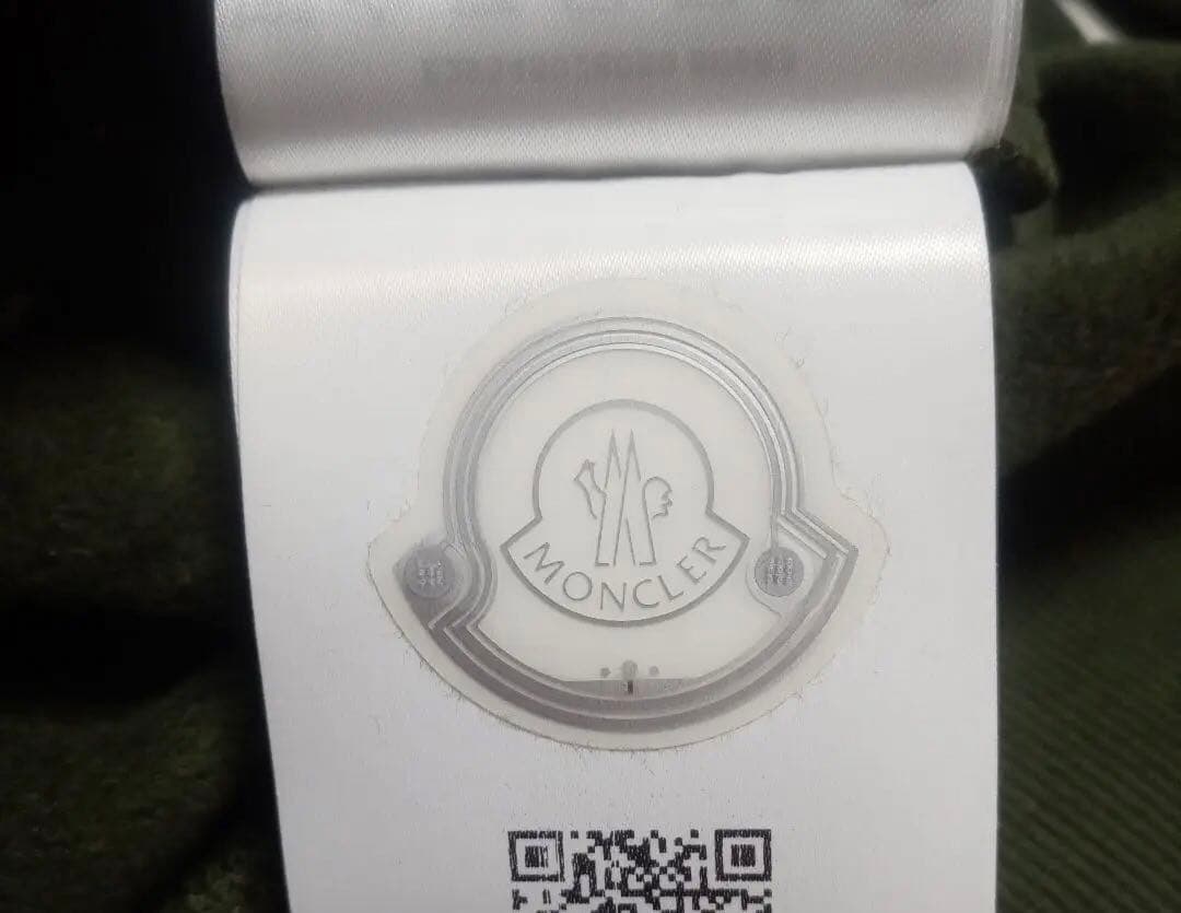 新品　モンクレール　キッズ　トレーナー　長袖　140センチ