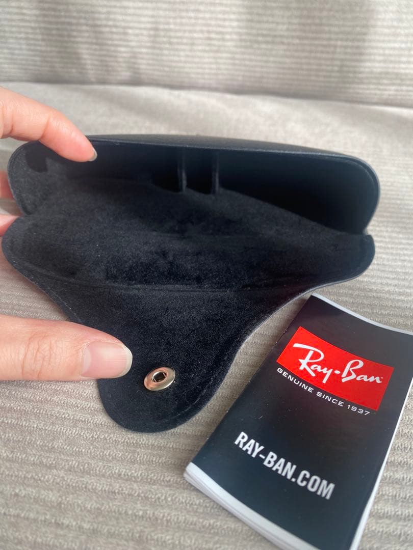 【新品未使用】Ray-Ban (レイバン)ブラウン サングラス ケース付き