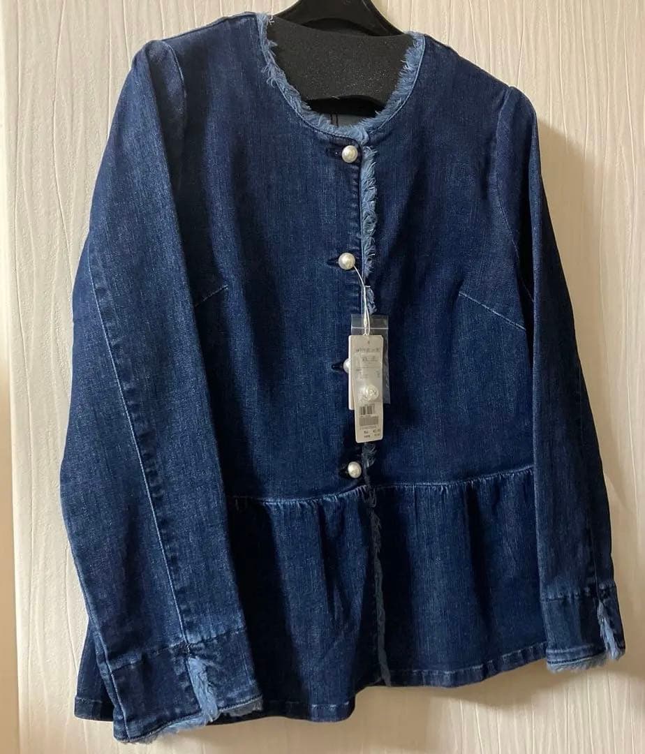 新品タグ付　ローズティアラ　デニムぺプラムジャケット　大きいサイズ46