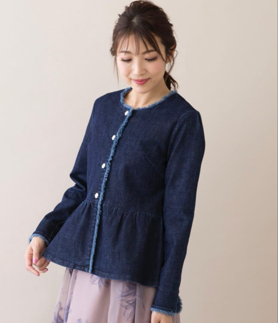 新品タグ付　ローズティアラ　デニムぺプラムジャケット　大きいサイズ46