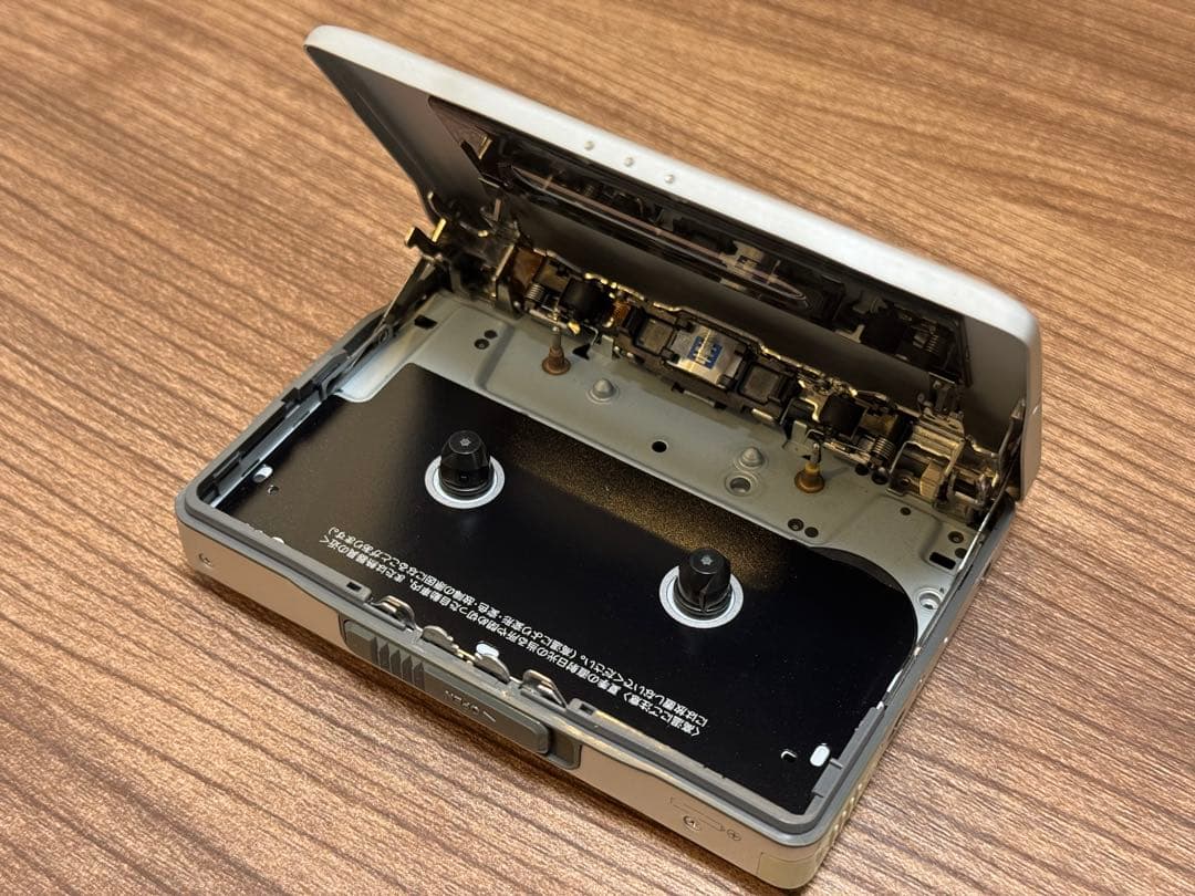 整備済｜SONY WALKMAN カセットウォークマン WM-EX651