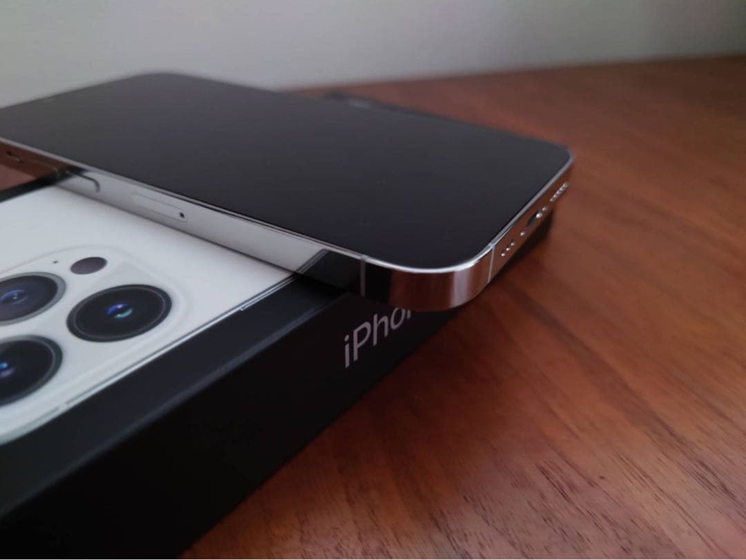 iPhone13Pro 本体 シルバー