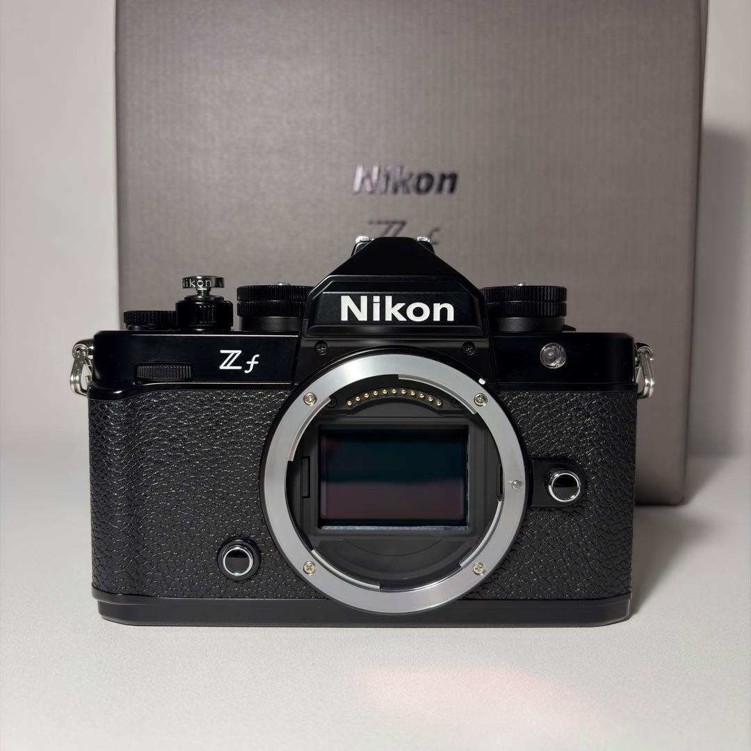 Nikon Zf ＋ NIKKOR Z 40mm f/2 SE レンズキット