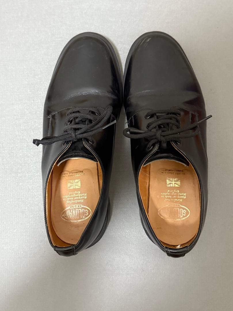 ソロヴェアー　 レースアップシューズ　ドクターマーチン　レースアップシューズ　黒