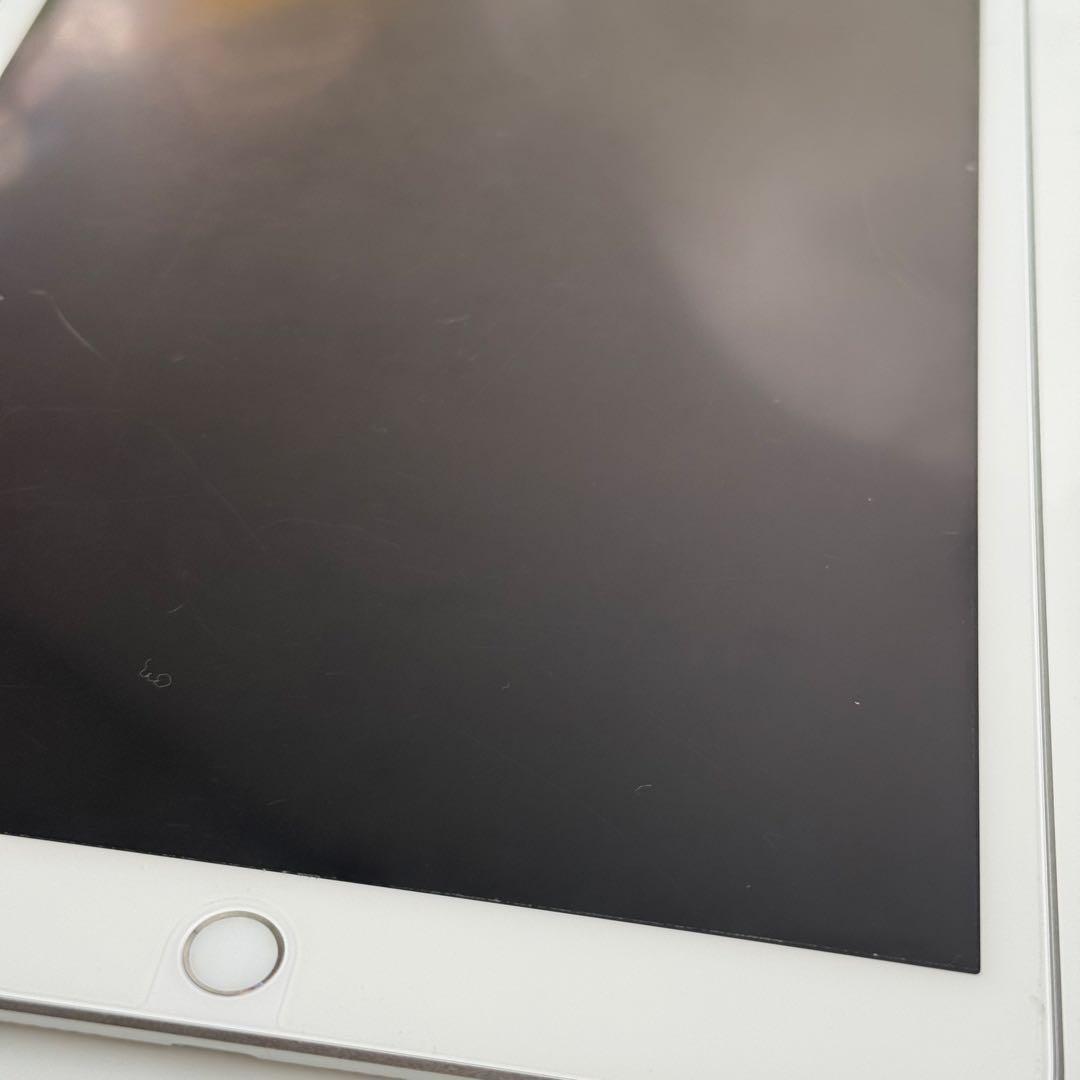 iPad 第8世代 32GB WiーFiモデル バッテリー最大容量78%