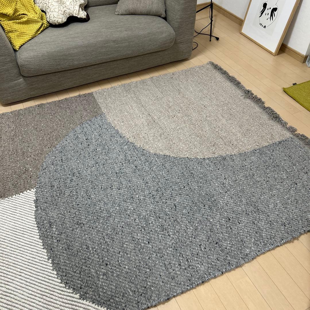 LINIE DESIGN ラグ　約140✖️210 幾何学模様