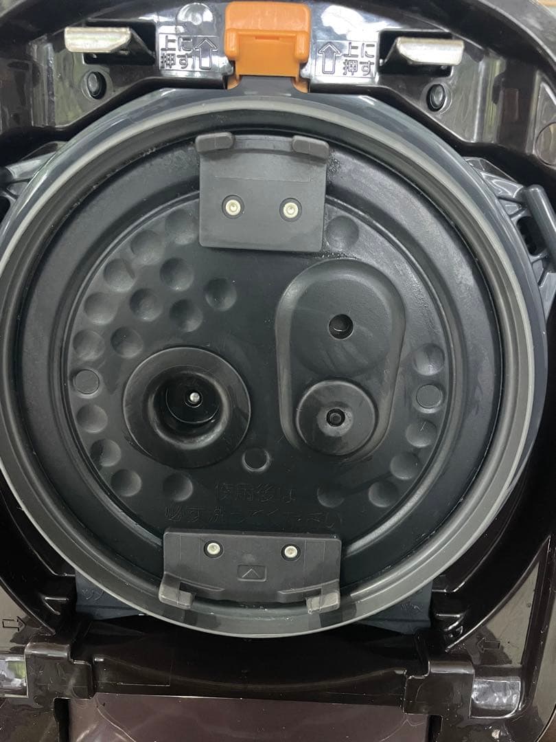 象印 圧力IH炊飯ジャー　極め羽釜　3.5合炊き　NP-QB06