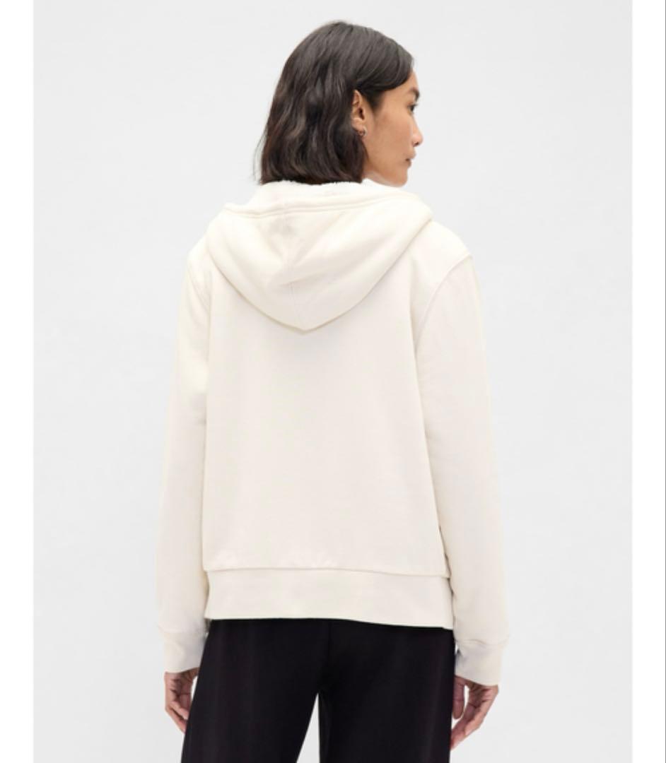 【希少レア】新品ꕥリラックスフィットGapロゴ裏ボアジップアップパーカーベージュ