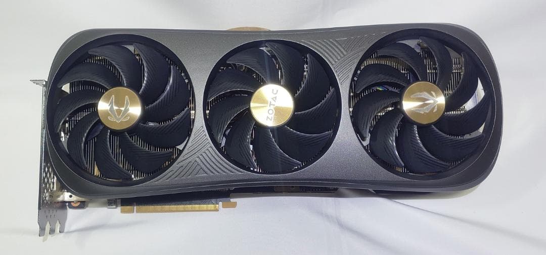 [美品] ZOTAC GeForce RTX 4080 16GB Trinity