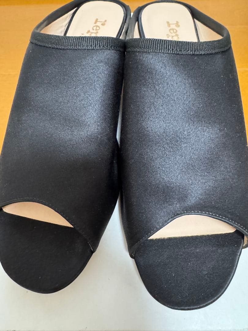 【数日】レペットLUX MULES クリアヒールサンダル