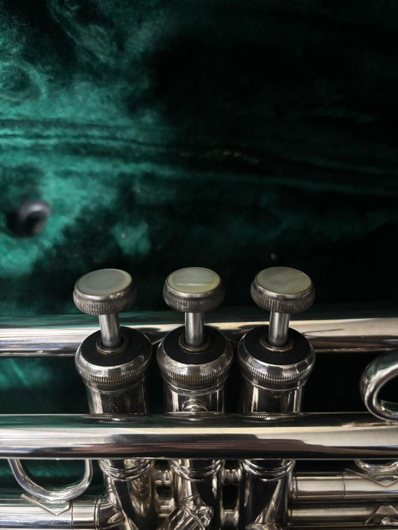 Bach 180ML37SP Stradivarius バック　トランペット