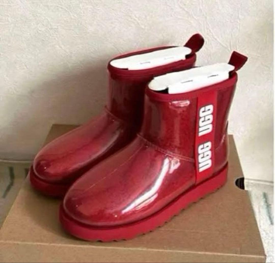 UGG 新品 クラシックミニ　クリア　23㎝　ブーツ　年末SALE開催中‼️