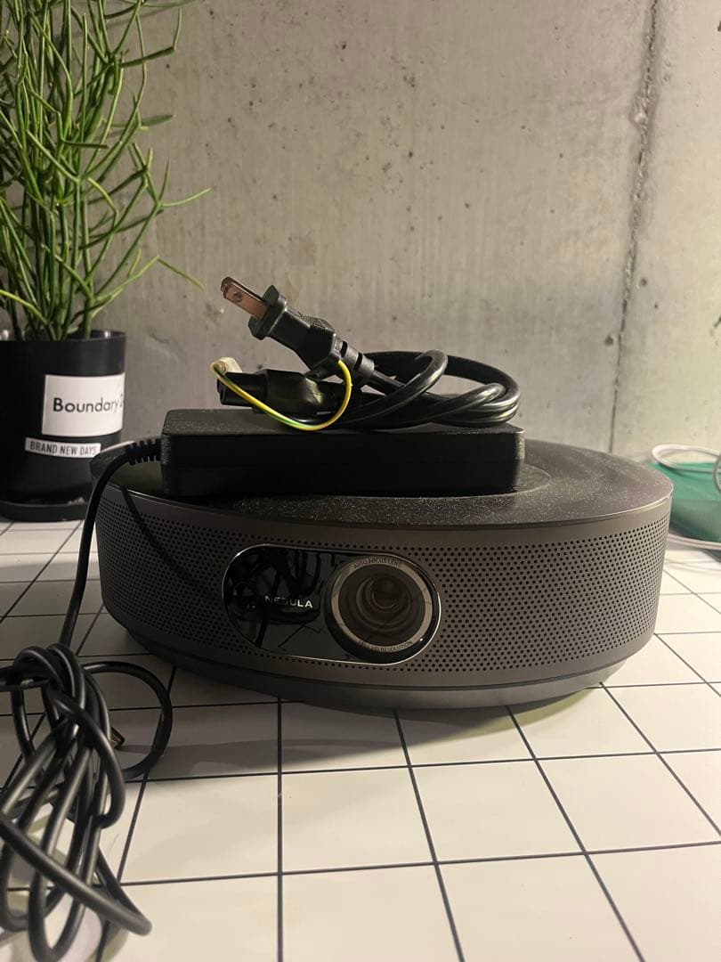 Anker Nebula Cosmos (フルHD 1080p プロジェクター