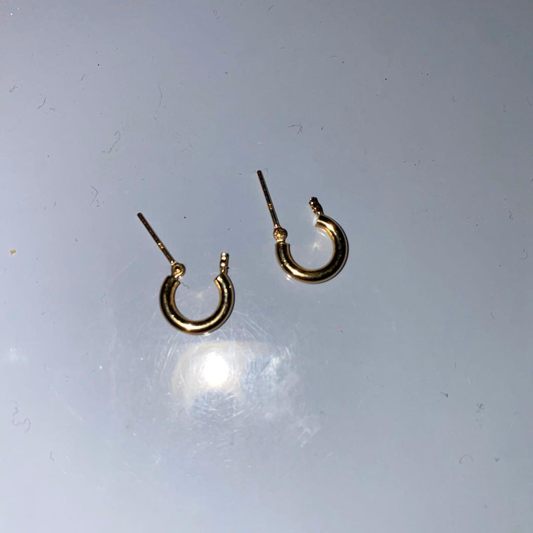 ゴールド フープピアス シンプル