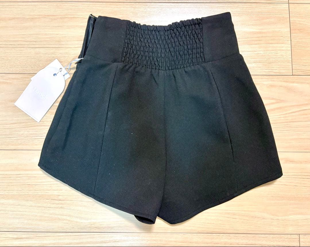 Darich 美シルエットショートパンツ　試着のみ
