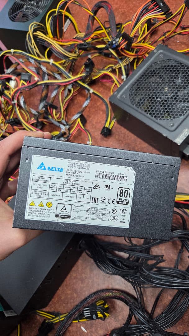 電源ユニット 8個　ジャンク品