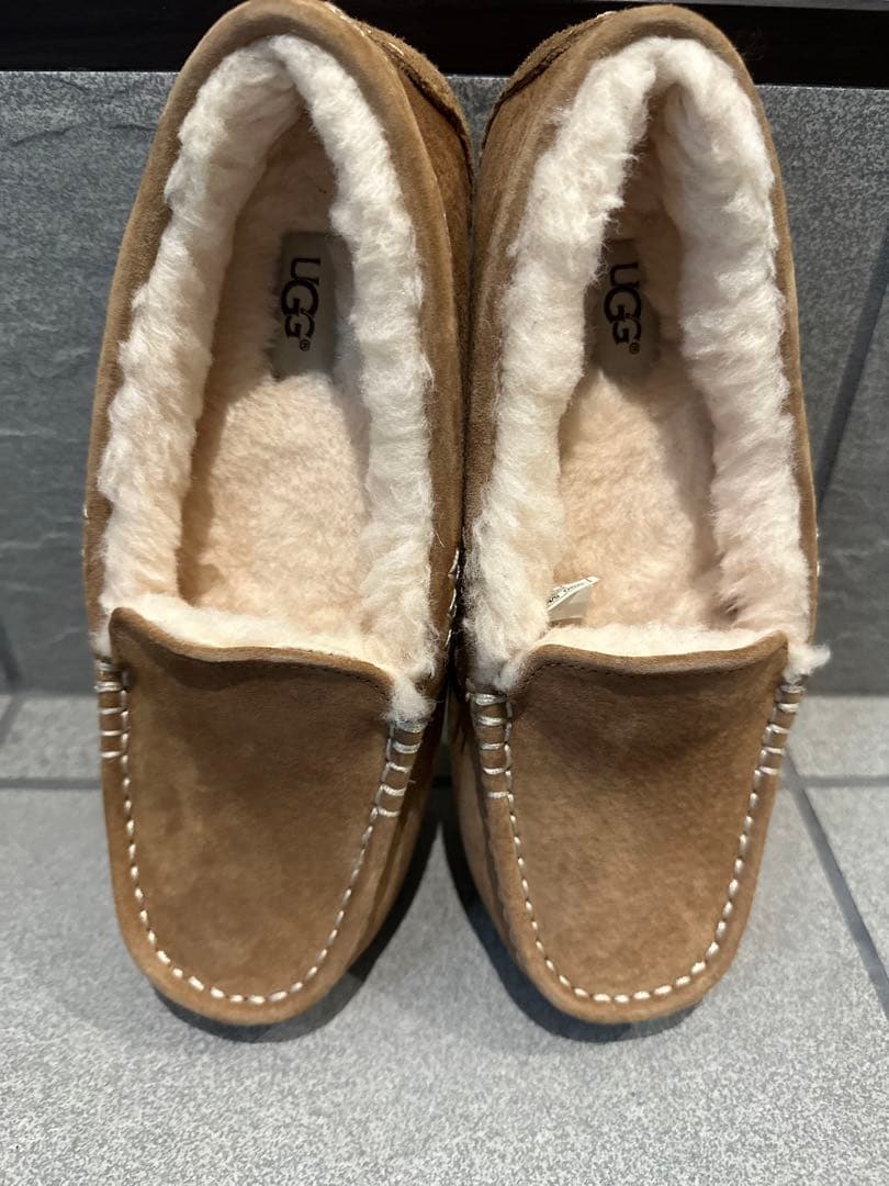 値下げ！新品美品！UGG モカシン